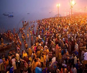देवी-देवता कौन-सा रूप धारण कर आते हैं महाकुंभ? इनसे मिल जाए कोई भी वस्तु तो बदल जाएगा भाग्य