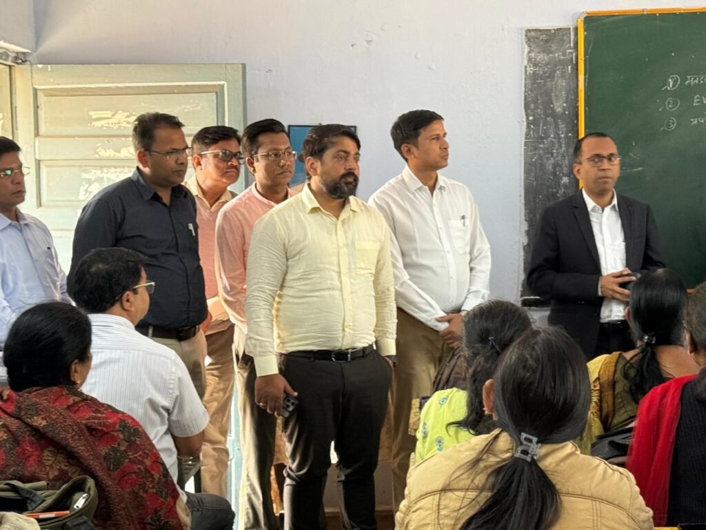 प्रशिक्षण में निर्वाचन की प्रक्रियाओं को गंभीरता से सीखे – कलेक्टर