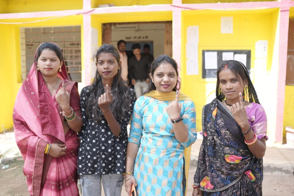 त्रिस्तरीय पंचायत आम निर्वाचन 2025 : तीसरे व अंतिम चरण में जिले के कटघोरा व पाली ब्लॉक में हुआ मतदान
