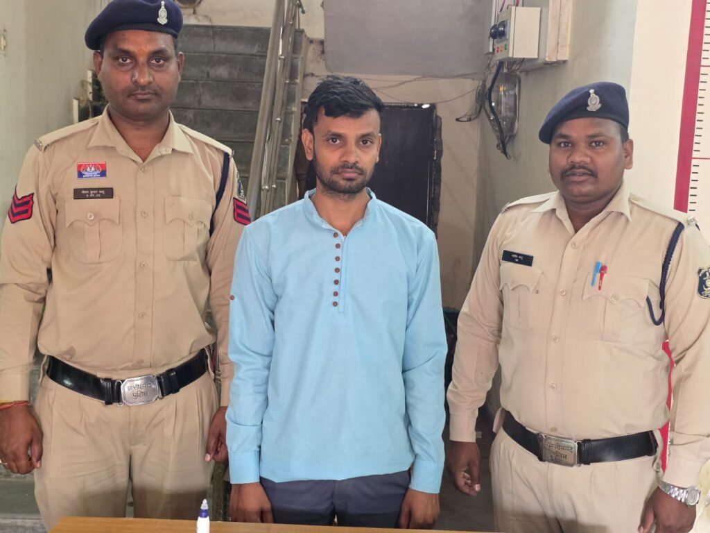 प्रकरण की गंभीरता को देखते हुए आरोपी के विरुद्ध त्वरित कार्रवाई करते हुए गिरफ्तार कर भेजा गया न्यायिक रिमांड पर