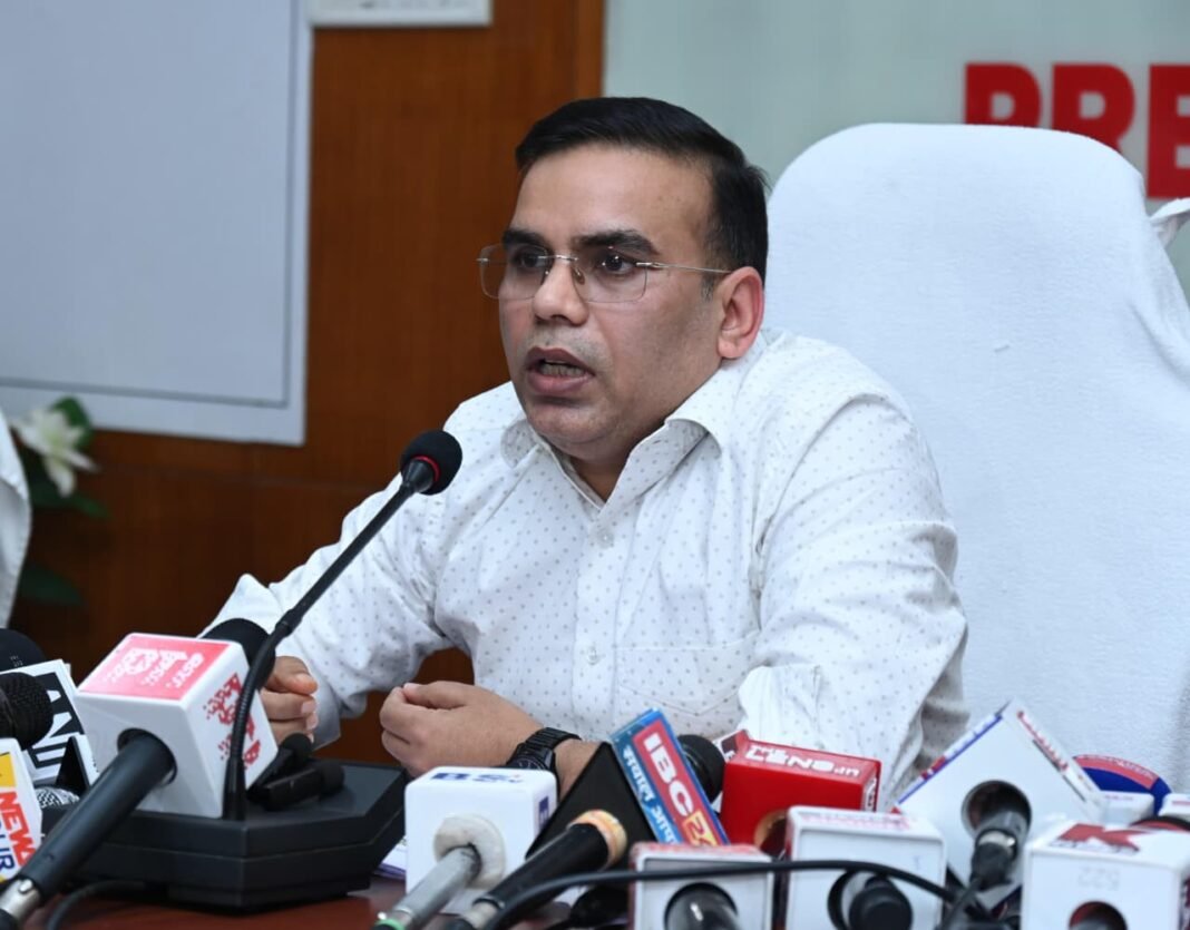 WhatsApp Image 2025-10-29 at 11.30.24_f6afed02