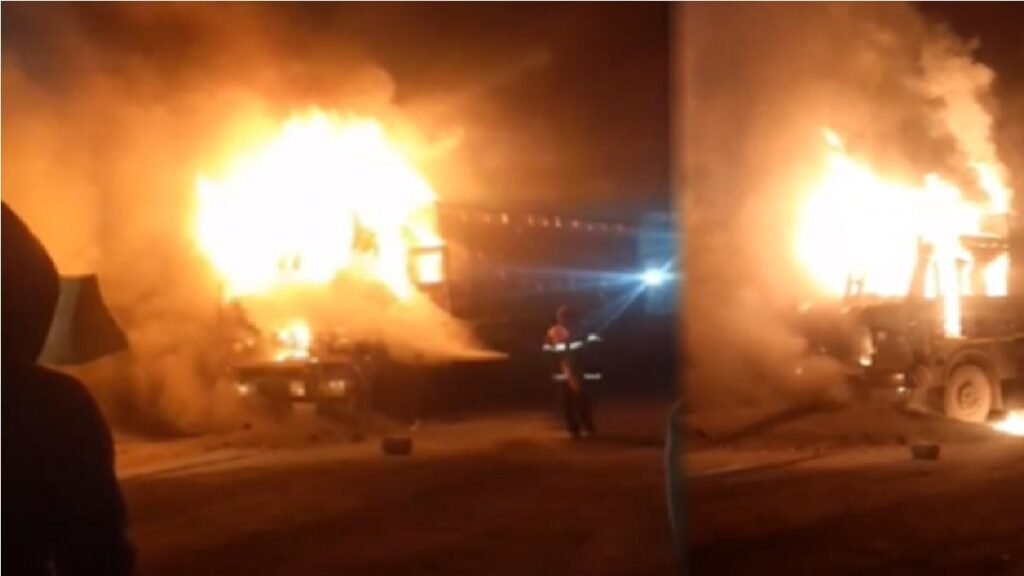 Raipur Truck Fire : रायपुर फैक्ट्री हादसा खड़ी ट्रक में लगी भीषण आग, वीडियो वायरल