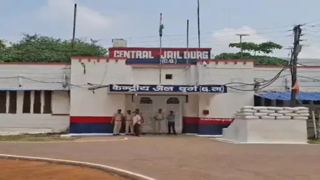 दुर्ग केंद्रीय जेल में हत्या के दोषी कैदी विनय प्रताप सिंह की इलाज के दौरान मौत