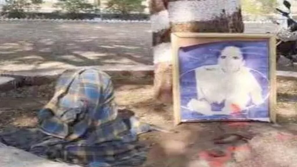 Sensation In Kawardha : स्कूल परिसर में तंत्र-मंत्र की आशंका, पेड़ के नीचे मिली बच्चे की फोटो
