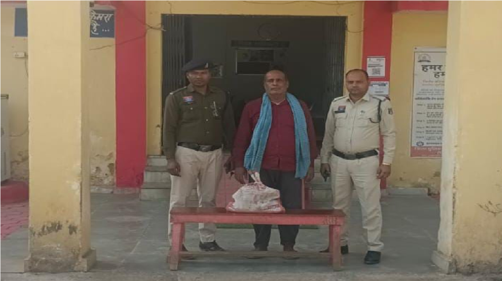 Chhattisgarh Crime News : अवैध शराब पर सख्ती पामगढ़ थाना पुलिस ने 8 लीटर महुआ शराब बरामद कर आरोपी पकड़ा Chhattisgarh Crime News