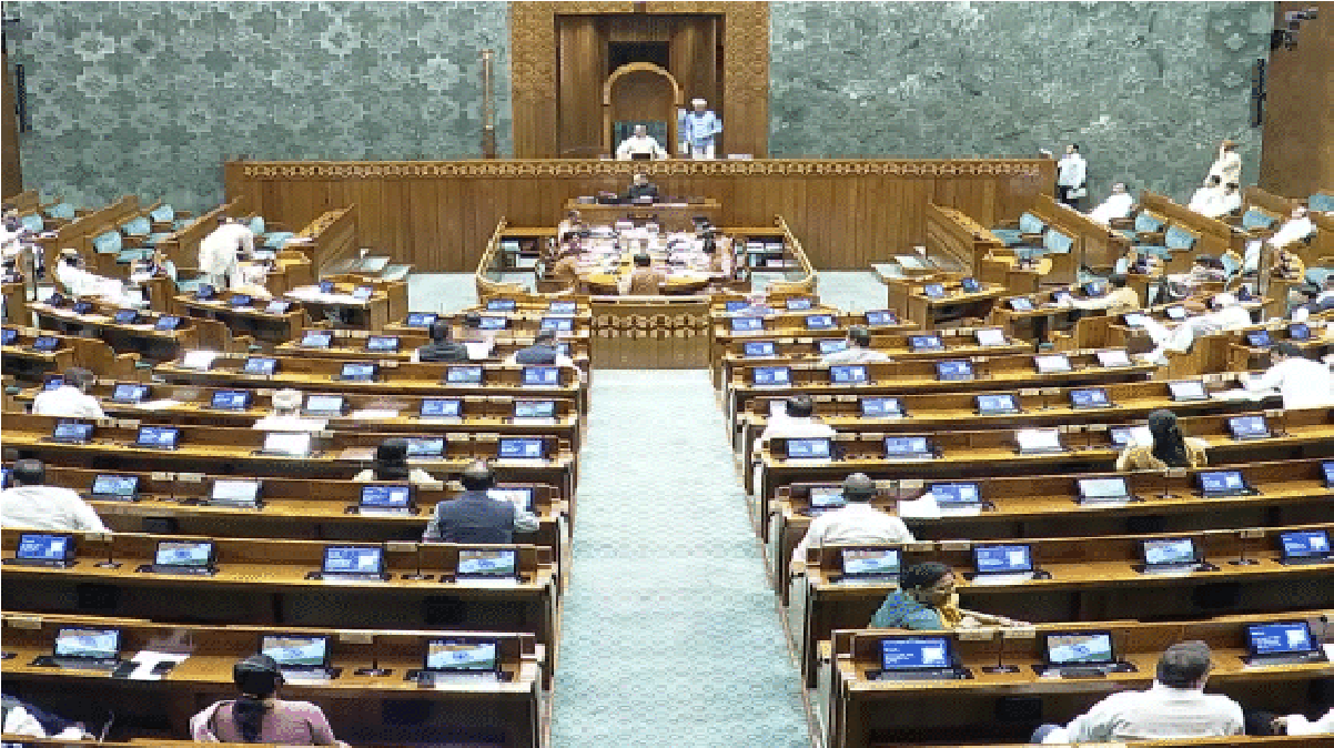 Nari Shakti Vandan Adhiniyam : इंतजार खत्म , 2029 से आधी आबादी को पूरा हक, 850 सीटों वाली नई संसद की तैयारी शुरू