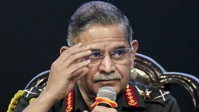 Operation Sindoor 2.0 : भारत फिर तैयार? Army Chief बोले- ऑपरेशन सिंदूर 2.0 के लिए तीनों सेनाएं अलर्ट