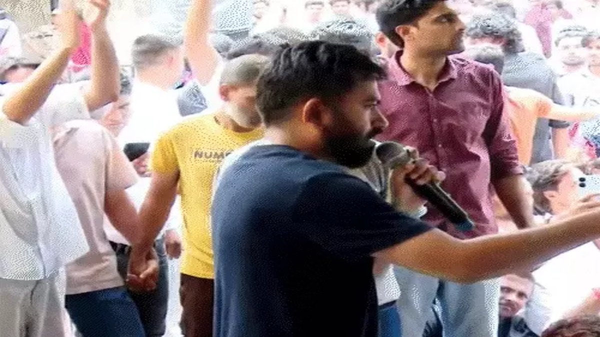 Sonam Wangchuk News : सोनम वांगचुक मामले में नया मोड़’ भूख हड़ताल के बीच इलाज से इनकार, मेडिकल रिपोर्ट को लेकर छिड़ी बहस