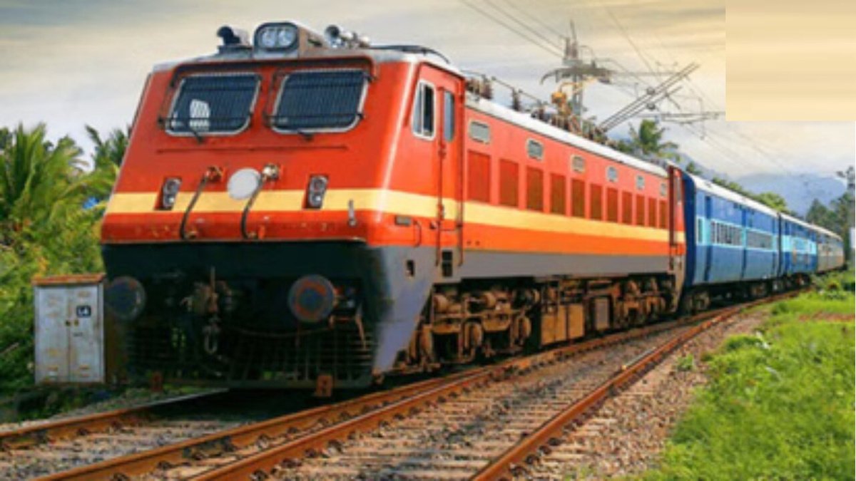 CG Train Alert : ट्रैक मरम्मत और तकनीकी कार्यों के चलते कई ट्रेनों के संचालन में बदलाव, यात्रा से पहले चेक करें स्टेटस