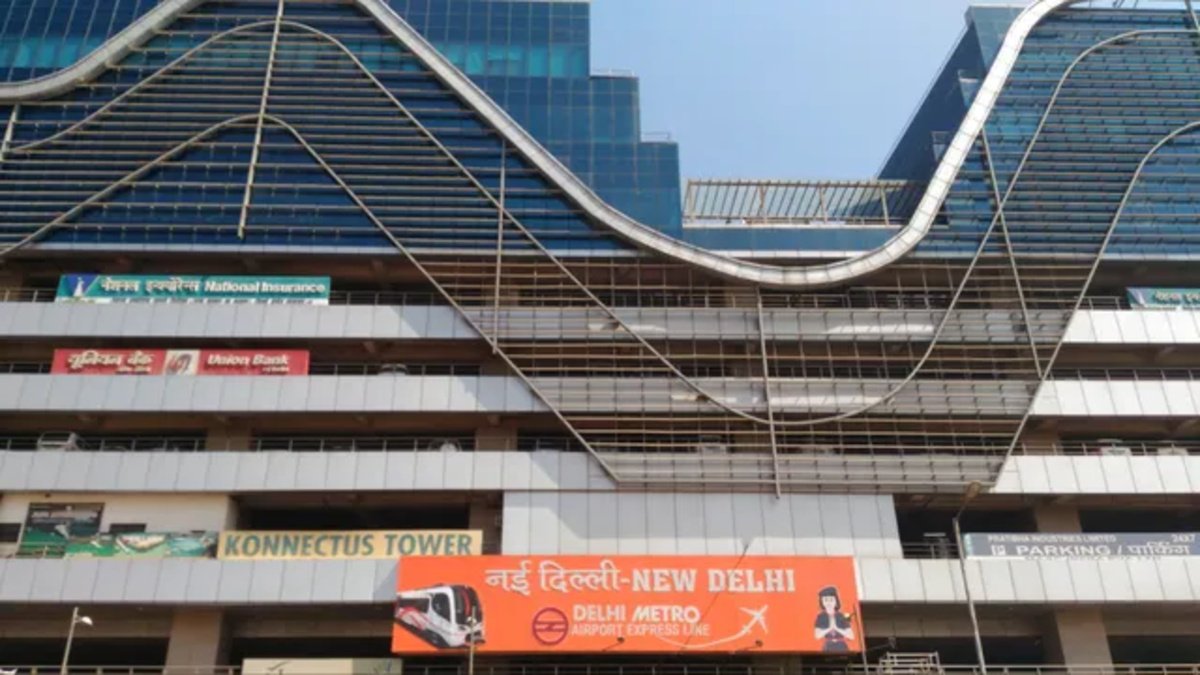 Delhi Metro Update : प्रदर्शन के बीच DMRC का बड़ा एक्शन, नई दिल्ली मेट्रो स्टेशन पर एंट्री-एग्जिट और इंटरचेंज सेवा बंद