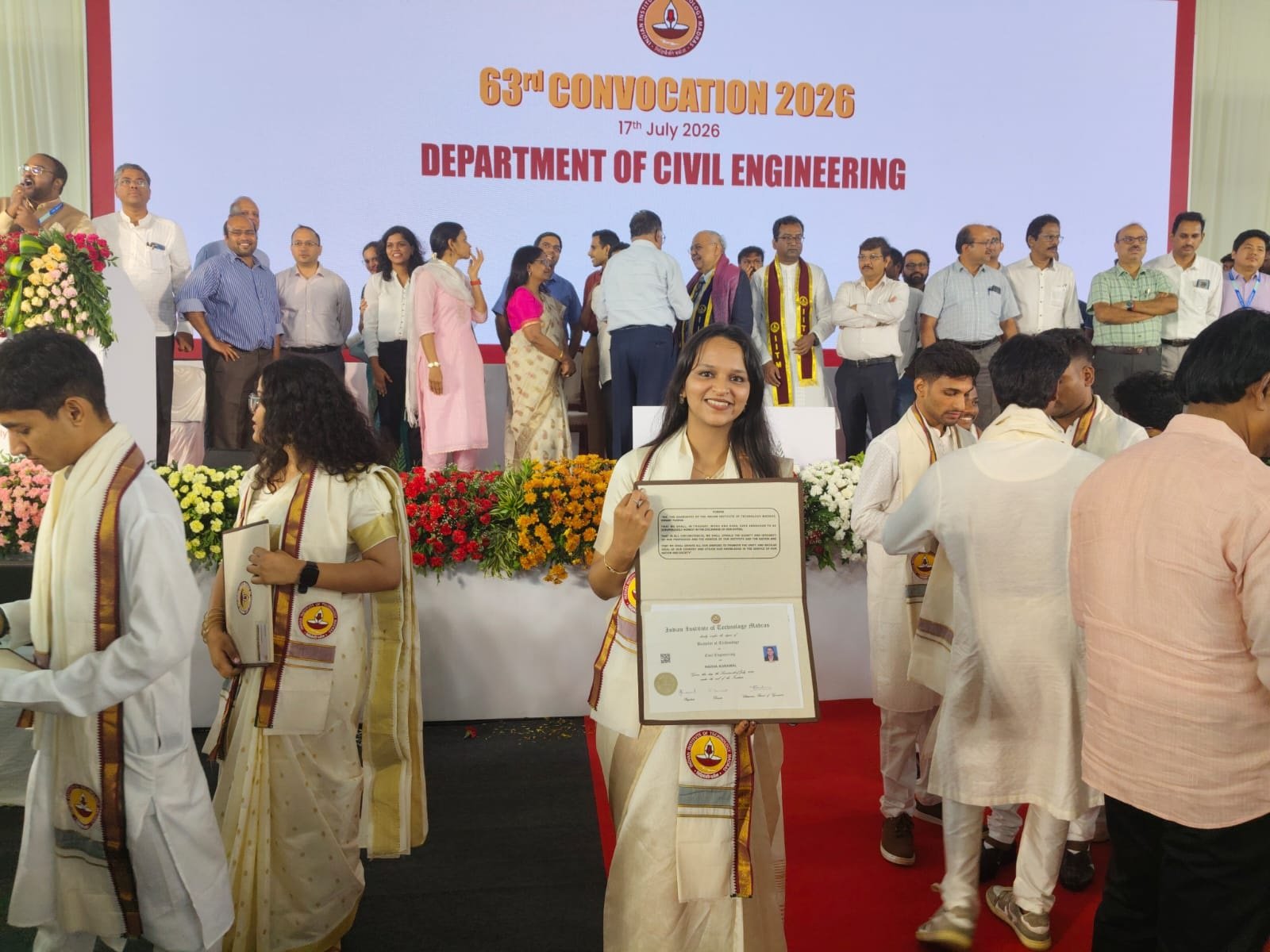 कोरबा की बेटी राधा अग्रवाल ने IIT मद्रास से सिविल इंजीनियरिंग की पढ़ाई पूरी कर बढ़ाया जिले का मान