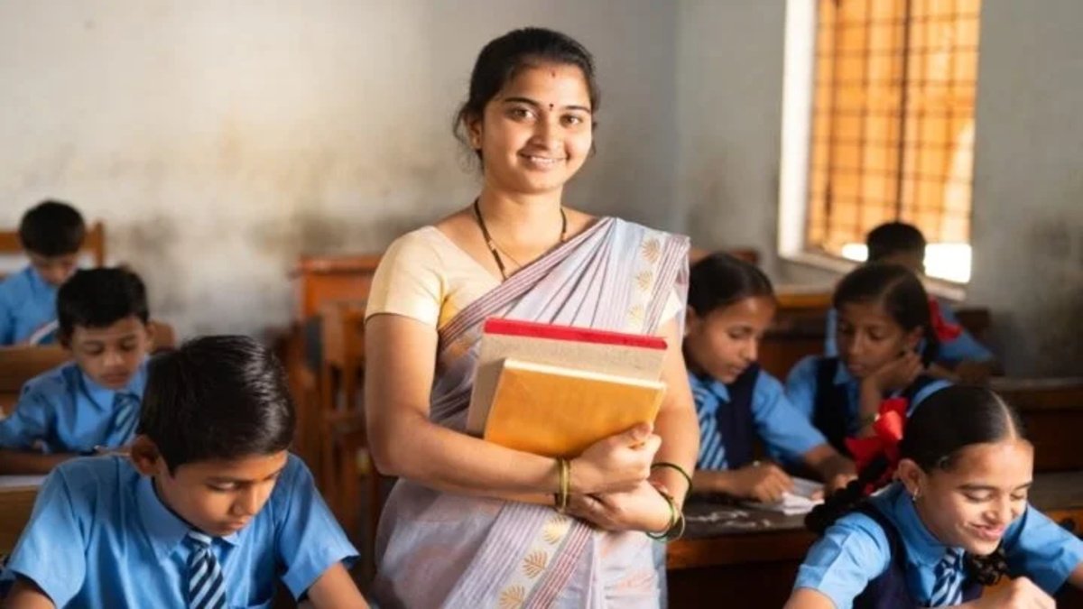 CG Assistant Teacher Recruitment 2026 : छत्तीसगढ़ में सहायक शिक्षक भर्ती प्रक्रिया शुरू, जानिए कब तक कर सकेंगे ऑनलाइन आवेदन