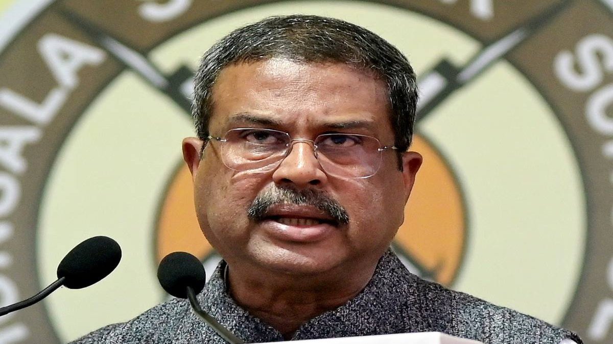 NEET-UG परीक्षा विवाद’ उग्र प्रदर्शन के बीच केंद्रीय शिक्षा मंत्री धर्मेंद्र प्रधान का इस्तीफा