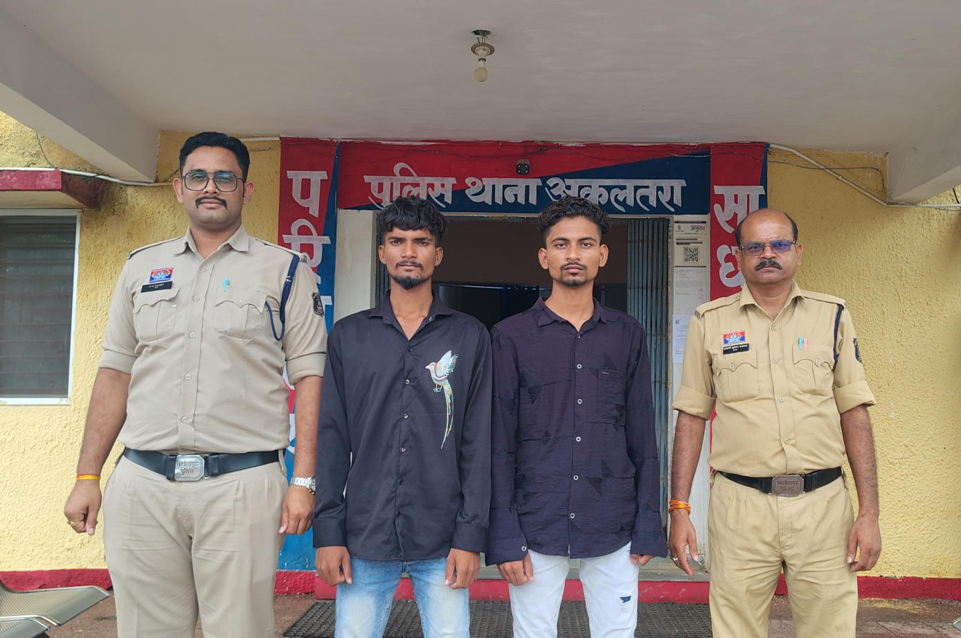 * पुलिस की सक्रियता से 10 भैंस चोरी का खुलासा, वायरल वीडियो बना आरोपियों की गिरफ्तारी का आधार