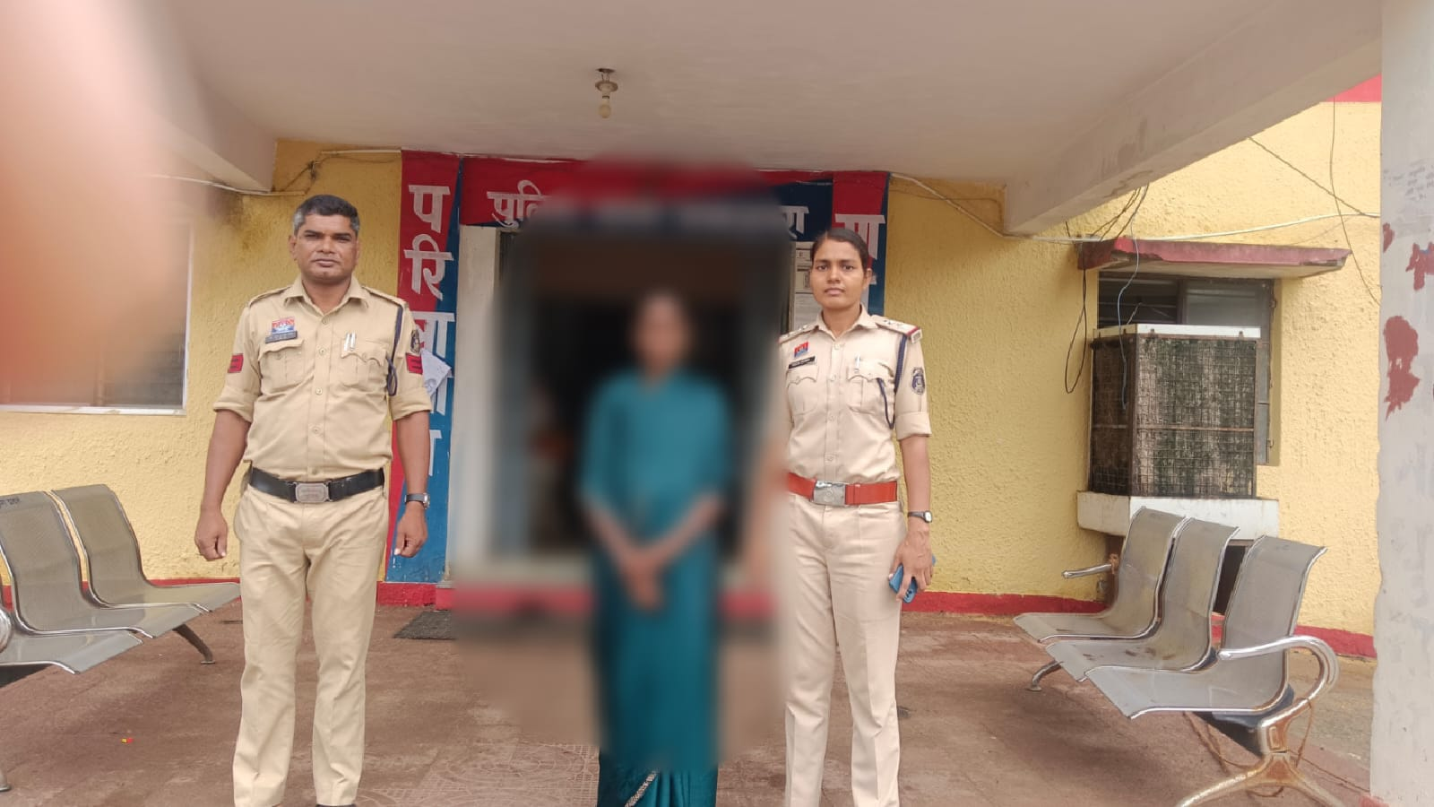 * अकलतरा पुलिस की कार्रवाई: घर में आग लगाने के मामले में महिला गिरफ्तार