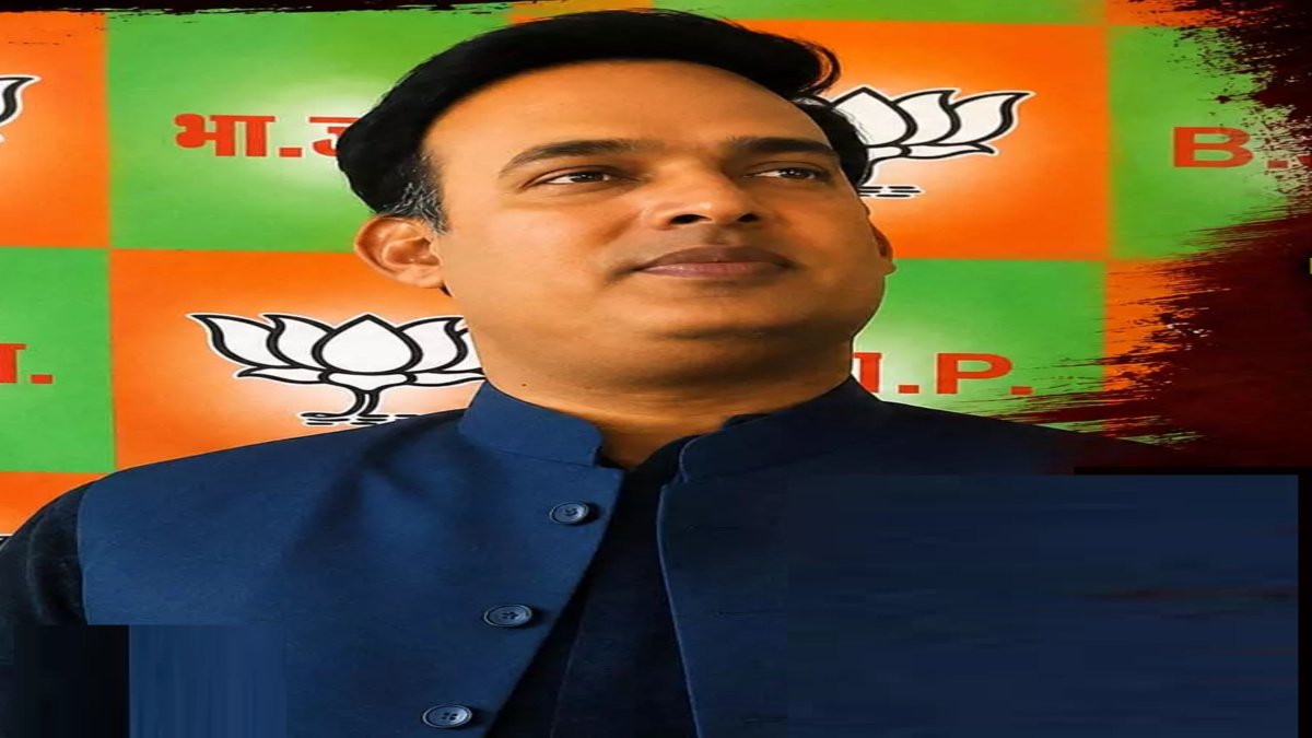 तिरंगा फहराने की तस्वीर से कथित छेड़छाड़, नितिन नवीन मामले में कांग्रेस नेता पर FIR